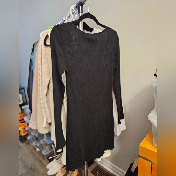 Oak + Fort - NWT Elegant Black Square Neck Dress - Size Medium - Picture 3 of 7